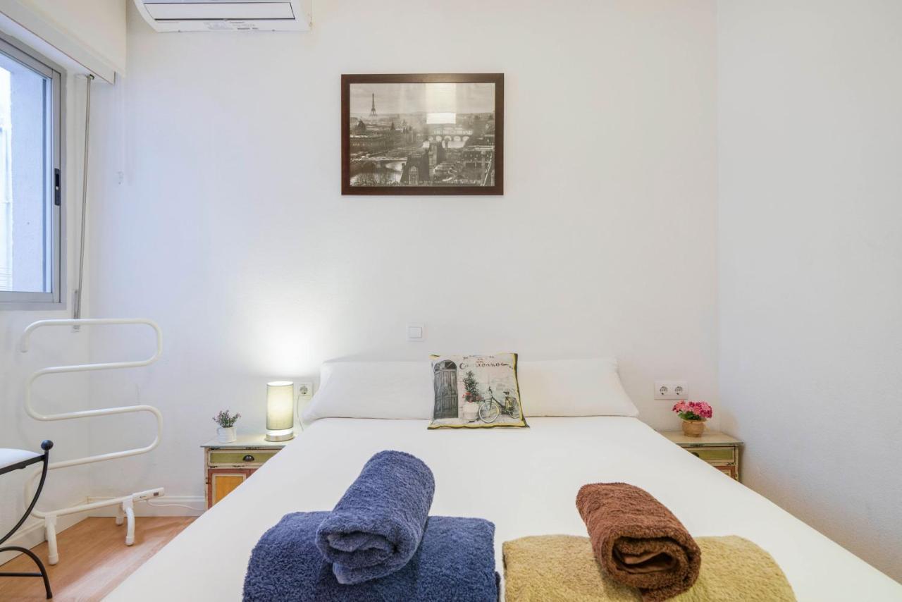 Urbanchicmalaga 3 Bedroom Spacious Quiet Historic Malaga Apt Экстерьер фото
