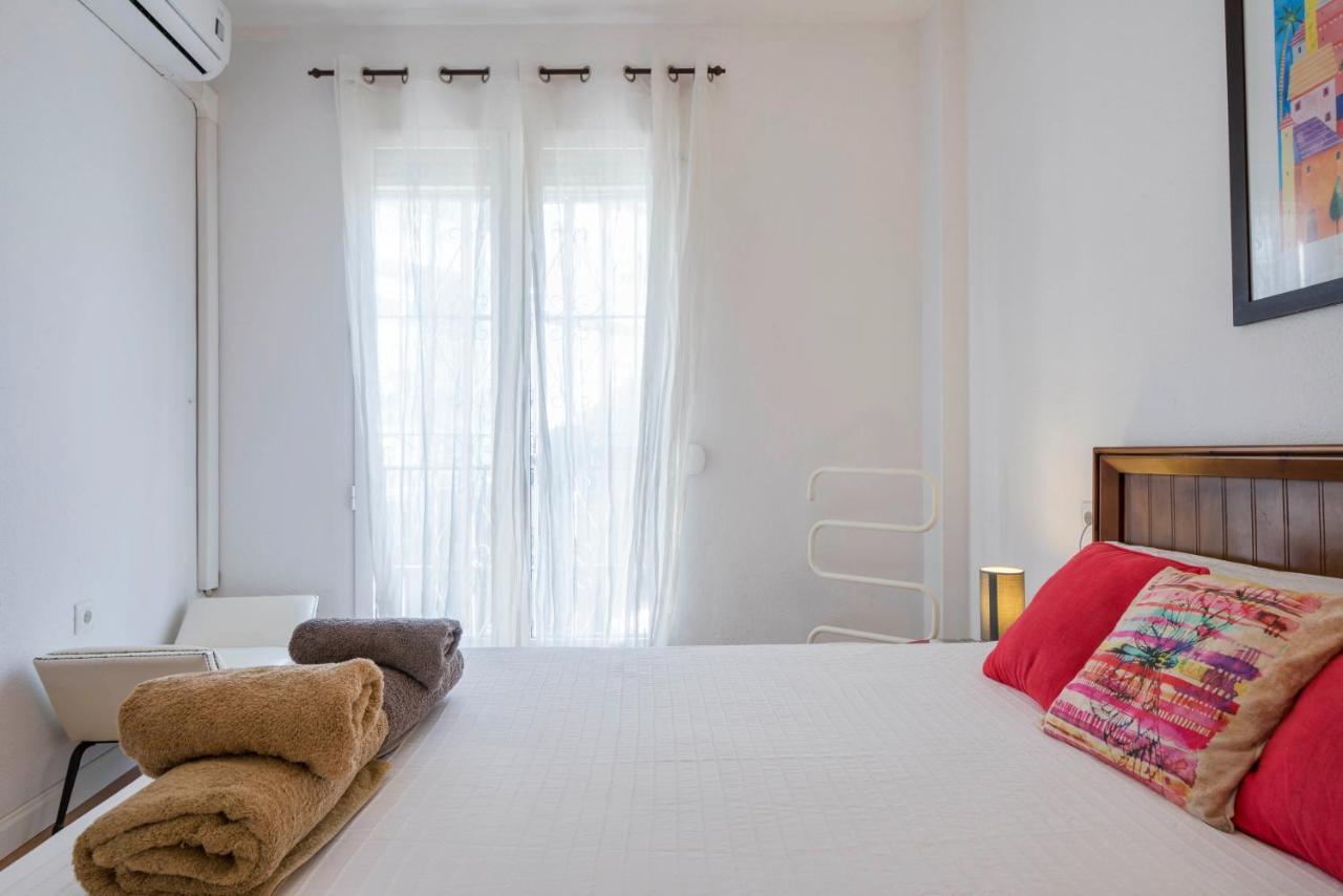 Urbanchicmalaga 3 Bedroom Spacious Quiet Historic Malaga Apt Экстерьер фото